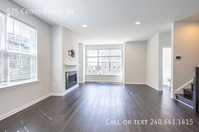 Building Photo - 575 Cross Chase Dr