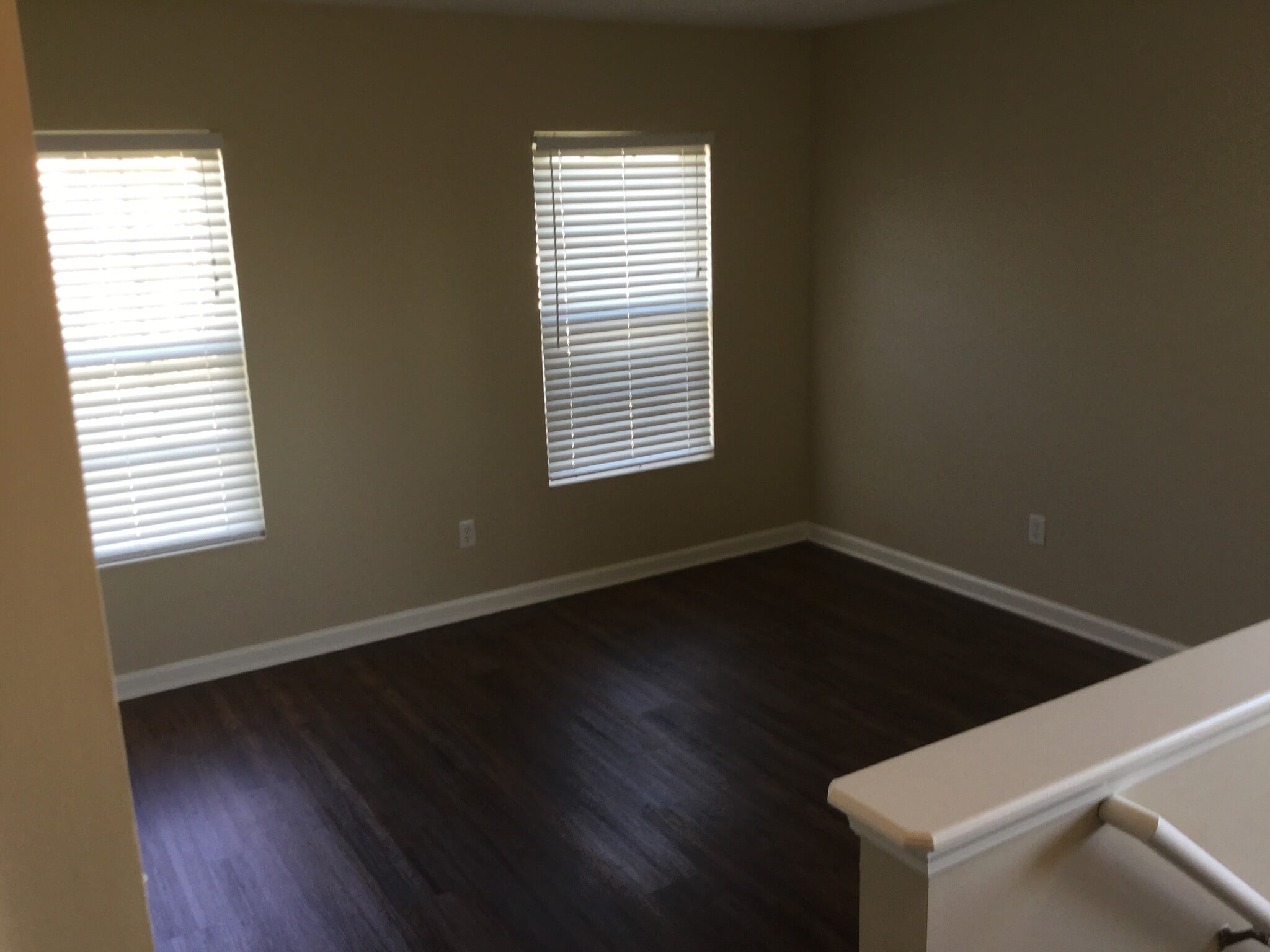 Building Photo - 10024 Oriole Ct