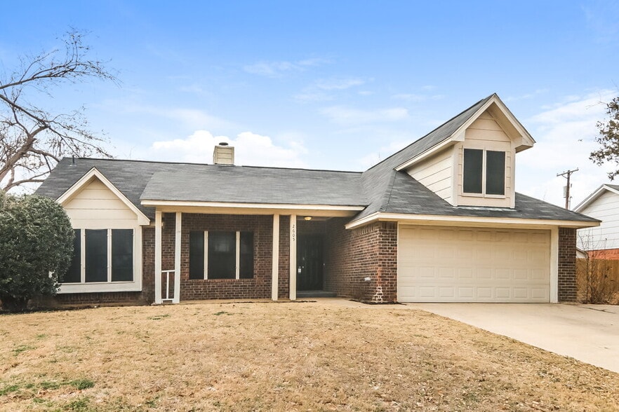 Building Photo - 2605 Mountainview Dr