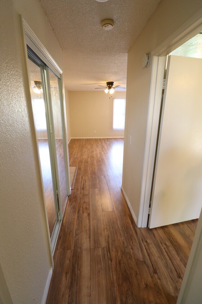 Building Photo - 1649 Pentecost Way
