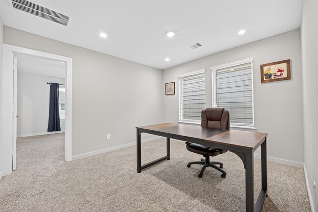 Building Photo - 10206 Penryn Frst Trl
