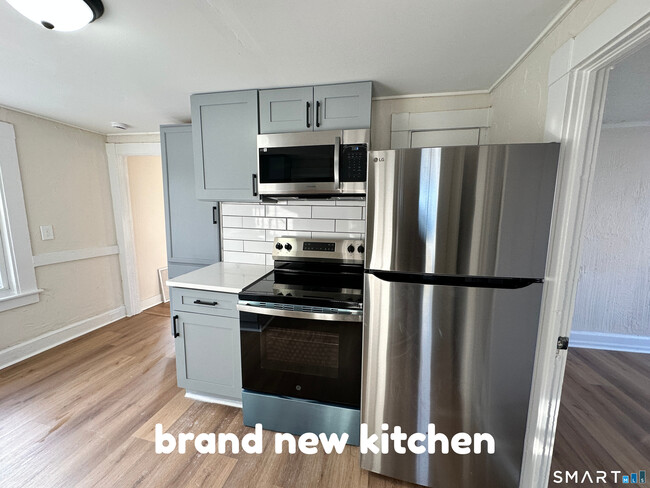 Building Photo - 21 Williams St