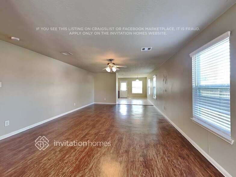 Building Photo - 19239 Canaras Ct