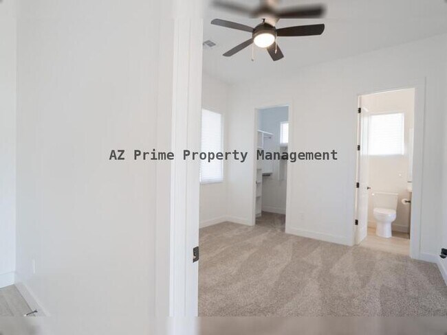 Building Photo - 4831 W Pearce Rd