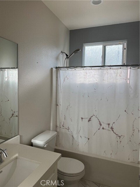 Building Photo - 1537 Cantabria Pl