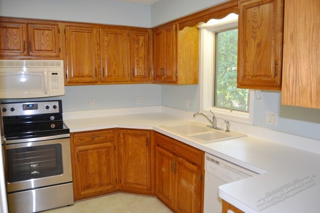 Building Photo - Cortez Golf Area | Home | Unfurnished