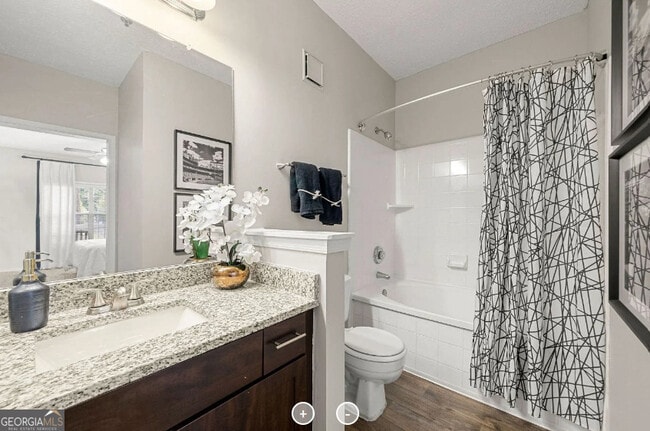 Building Photo - 7150 Peachtree Dunwoody Rd NE