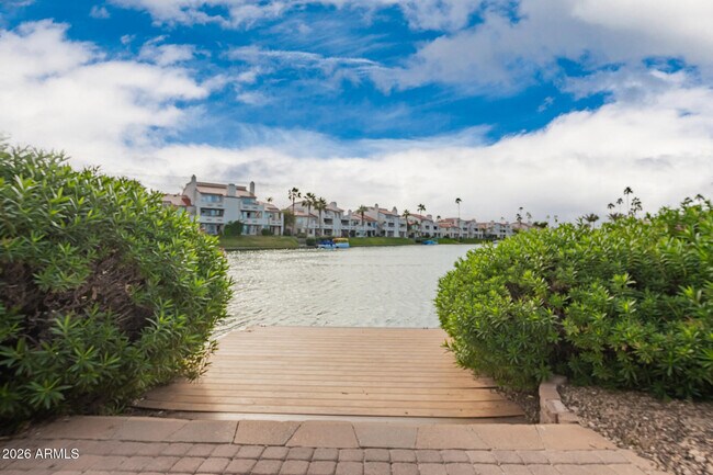 Building Photo - 10113 N 103rd St