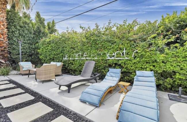 Building Photo - 31715 Avenida Alvera