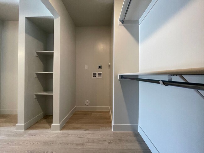 Building Photo - 3168 E Sky Rim Wy