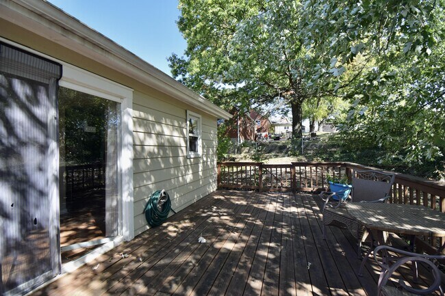 Building Photo - 1800 Keith Dr