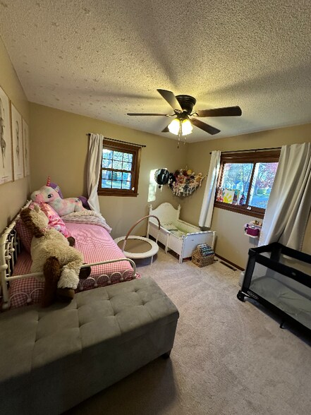 Building Photo - 1115-1115 Duluth Ave N