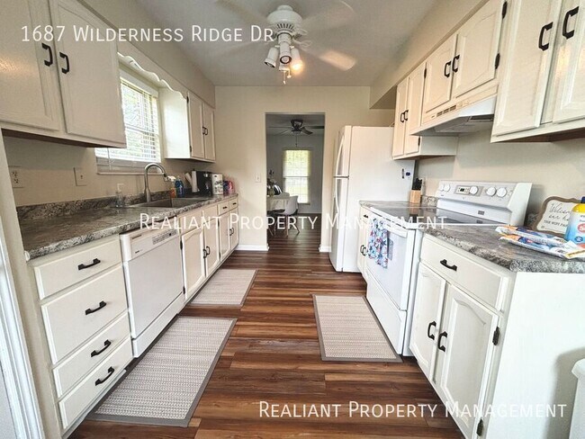 Building Photo - 1687 Wilderness Ridge Dr
