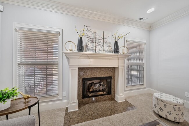 Building Photo - 201 Mantle Dr NW
