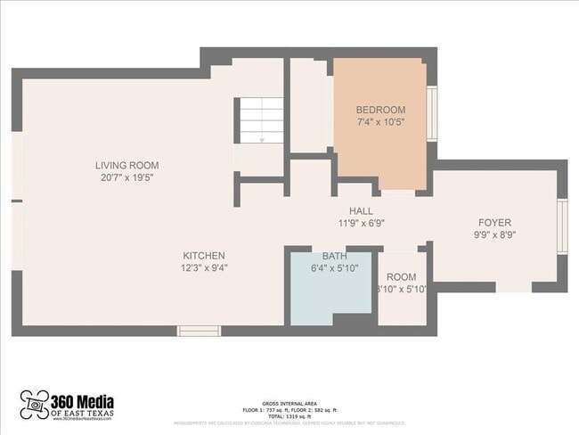 Building Photo - 825 Commodore Dr