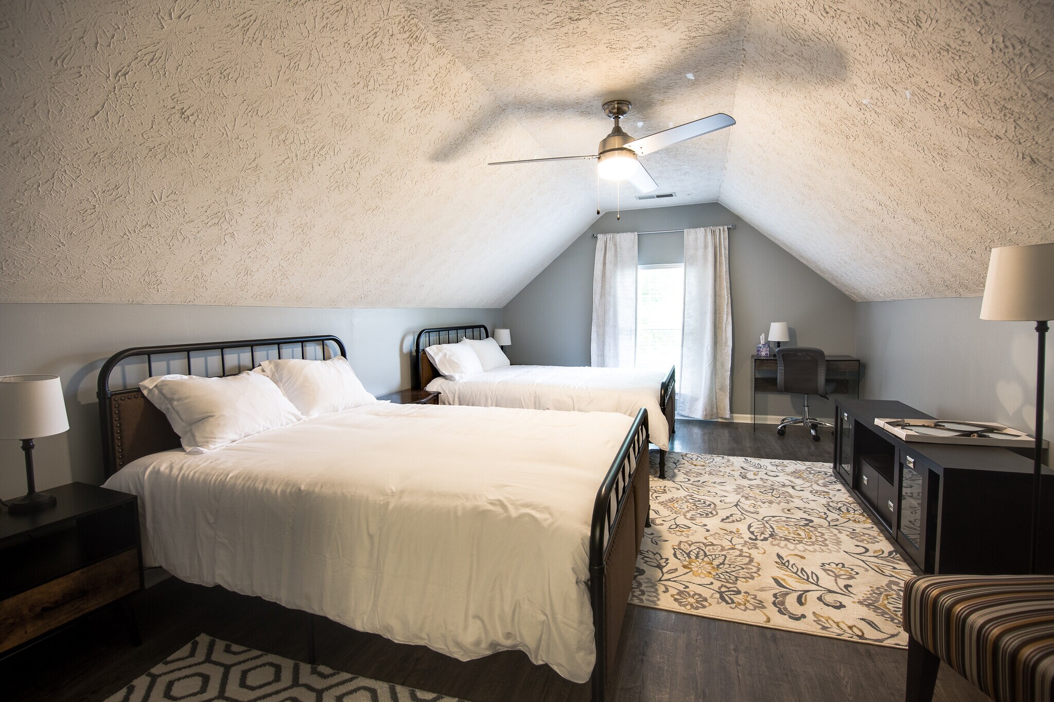 Bonus Room1 - 7151 Springchase Way