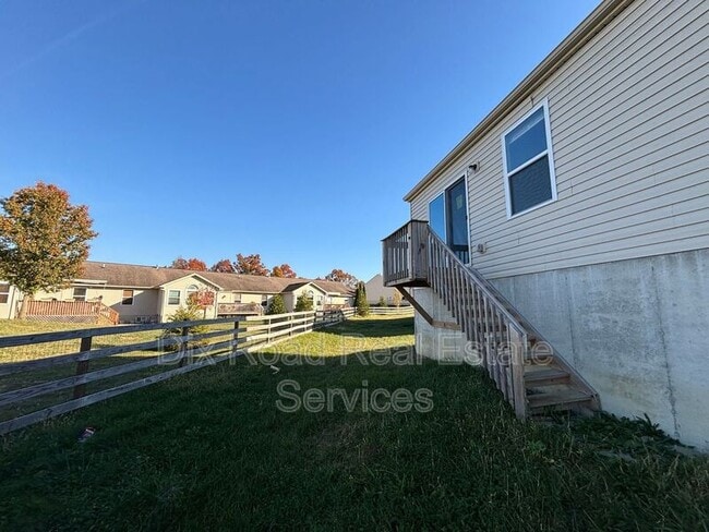 Building Photo - 2158 Pumpkin Ridge Ct