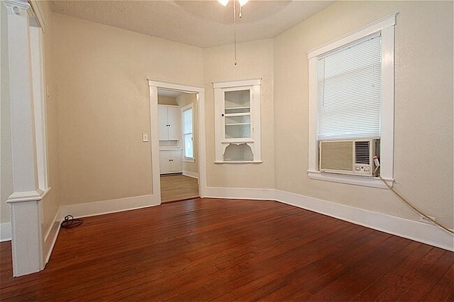 Building Photo - 1207 Ross St