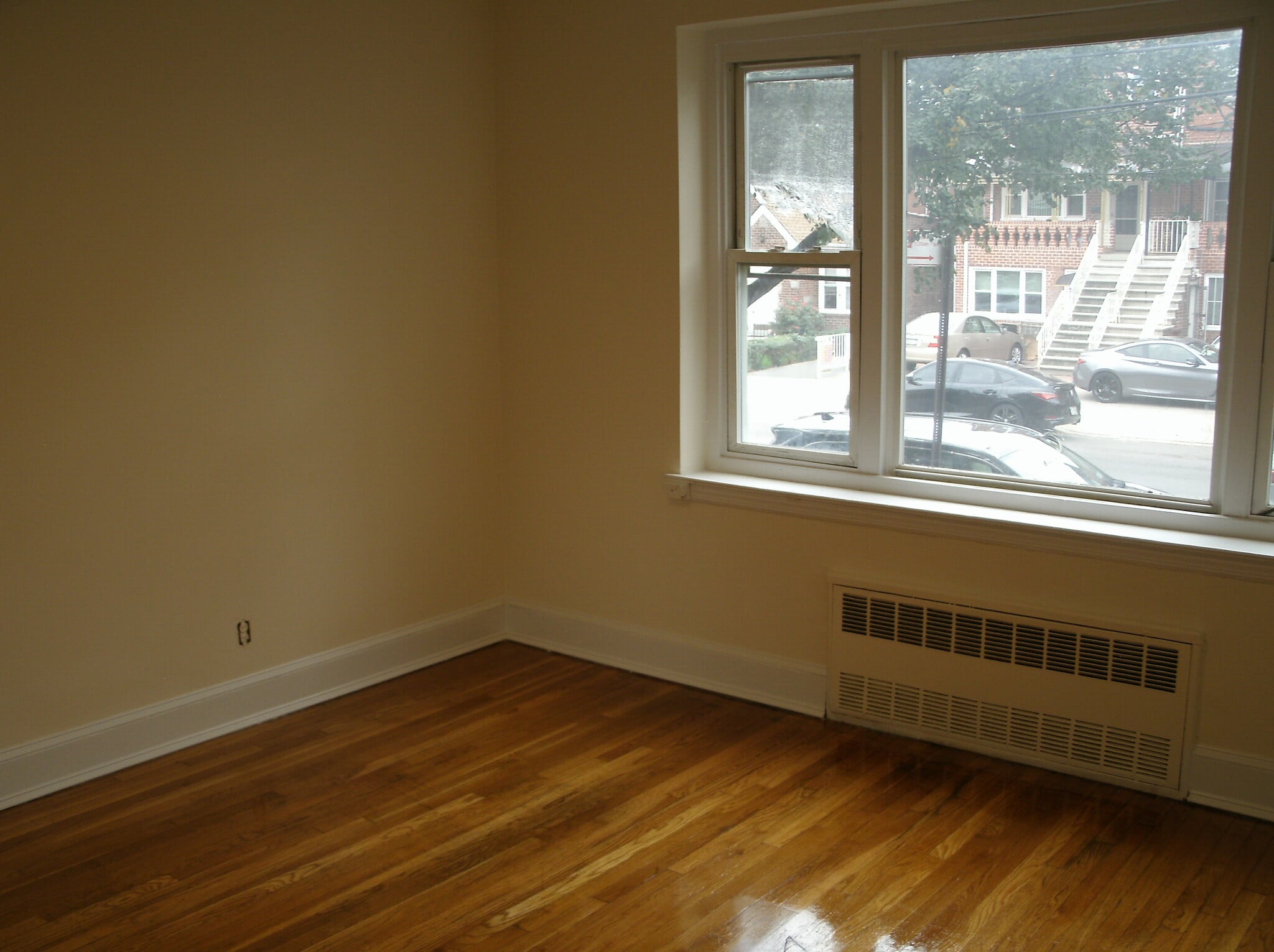 Building Photo - 5301 Glenwood Rd