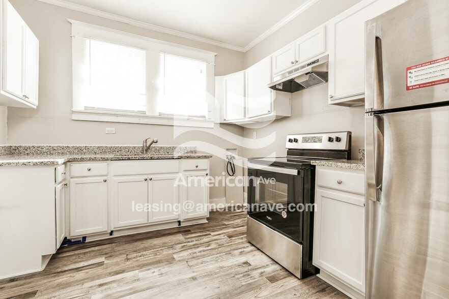 Building Photo - 1325 Laurel St