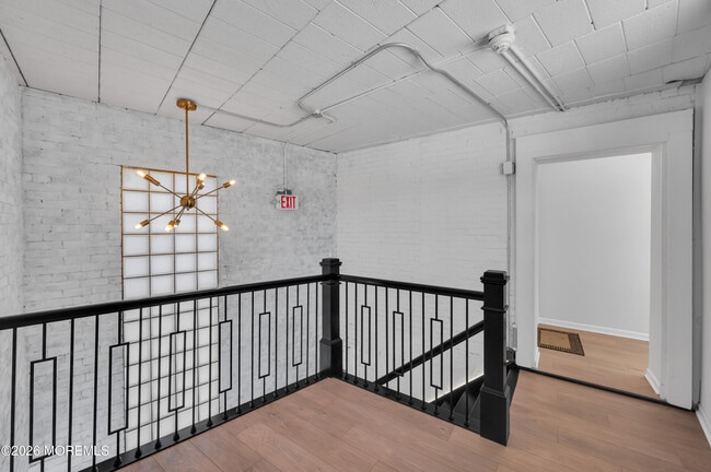 Building Photo - 31 W Front St