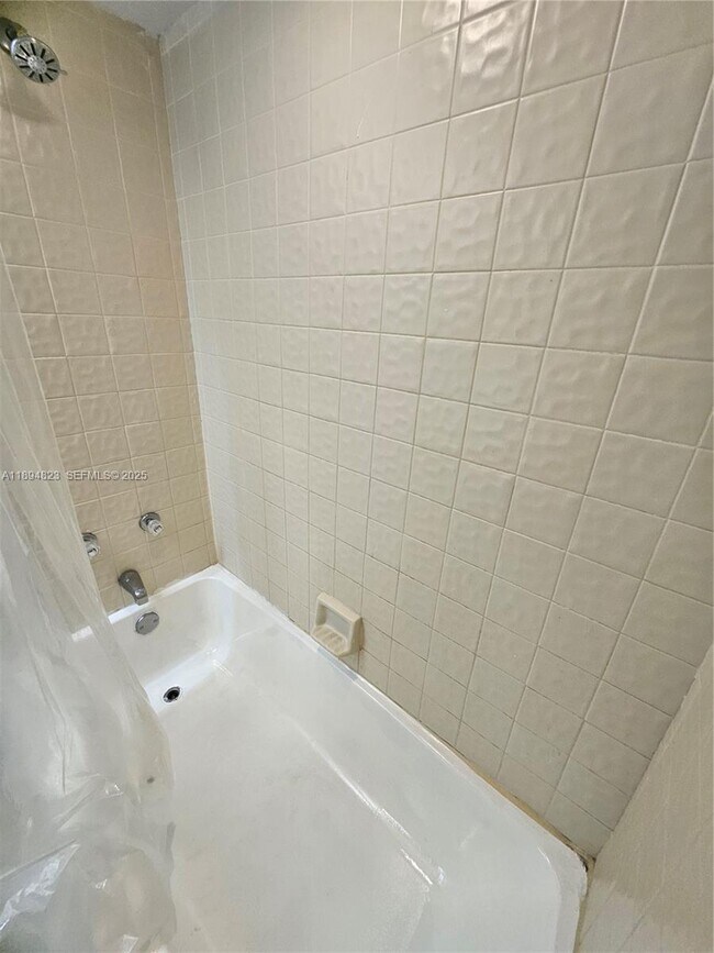 Building Photo - 2511 NW 56th Ave