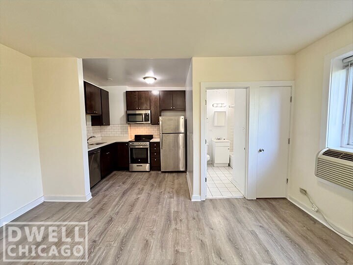 Building Photo - 1820 N Humboldt Blvd