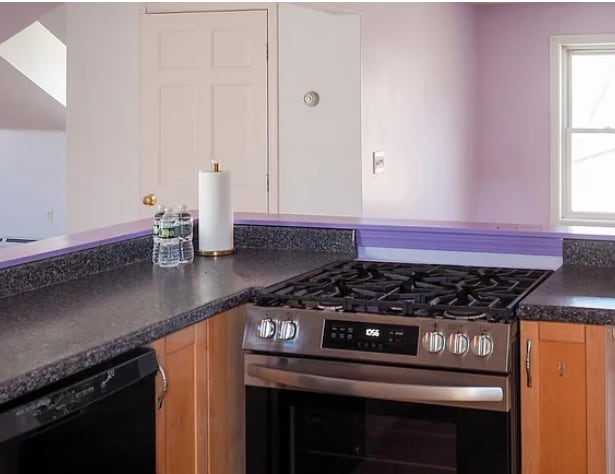 Building Photo - 26 Bright St