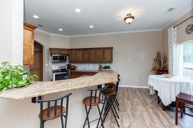 Building Photo - 6805 Aquarius