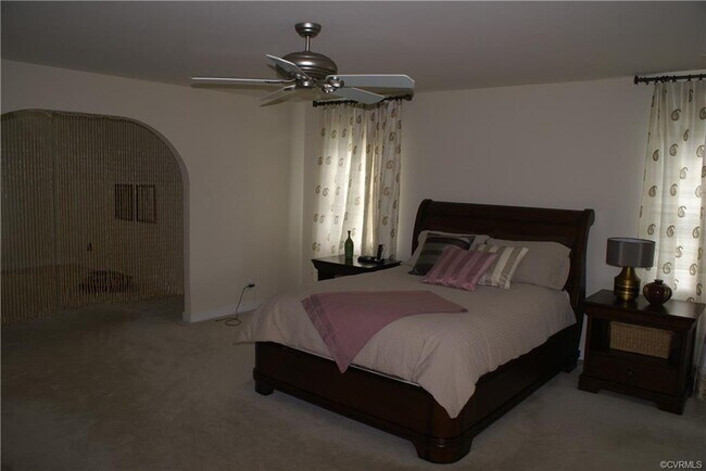 Building Photo - 4616 Sadler Grove Way
