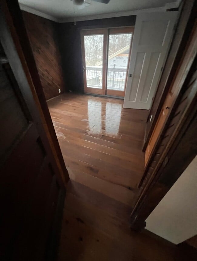 Building Photo - 10426 Vistula Rd