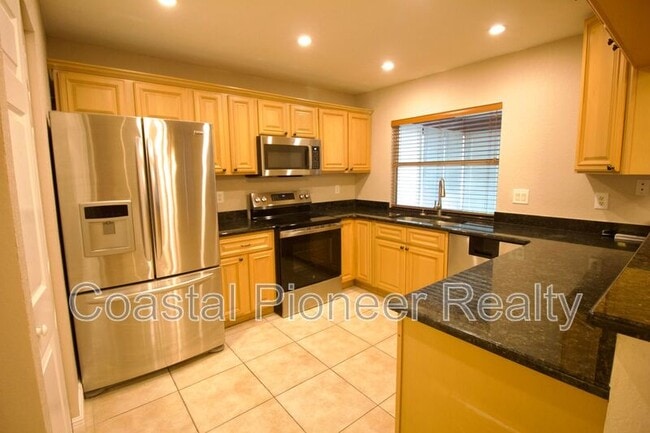 Building Photo - 1817 Laurence Ct