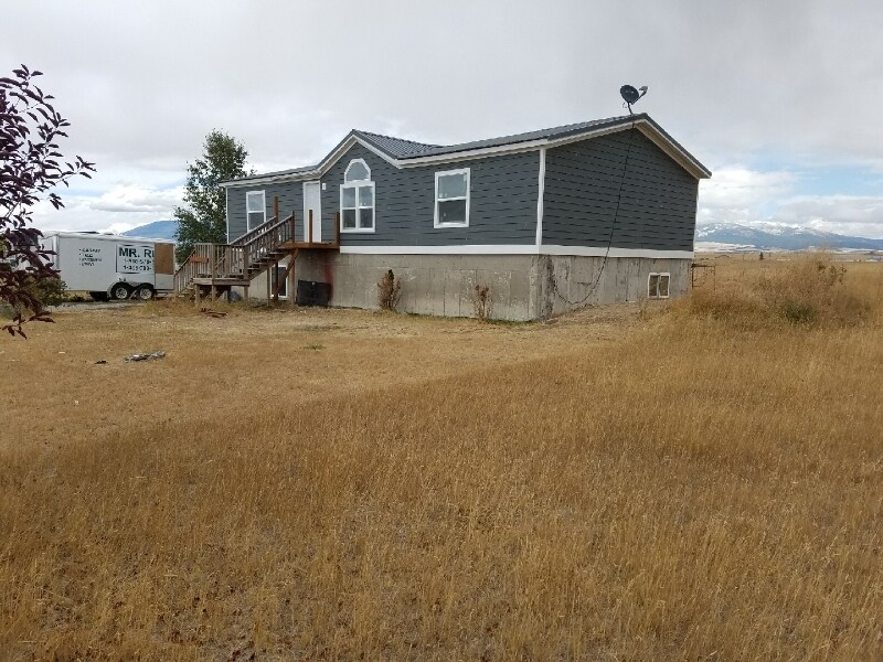 Building Photo - 22 Woodchuck Lp