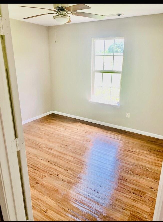 Building Photo - 4005 County Rd 34