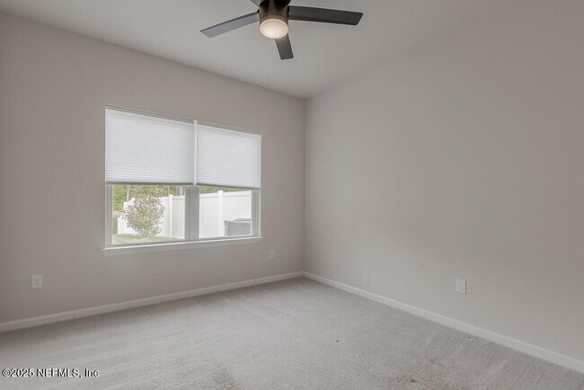 Building Photo - 1536 Tan Tara Trl