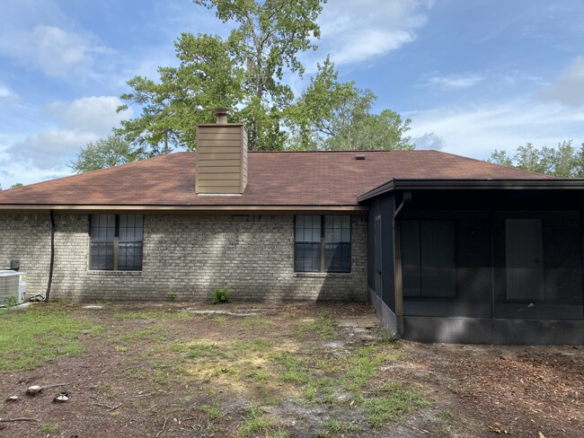 Building Photo - 803 E Oxford Ln