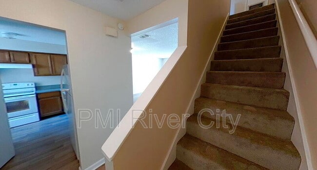 Building Photo - 1202 Maitland Ave