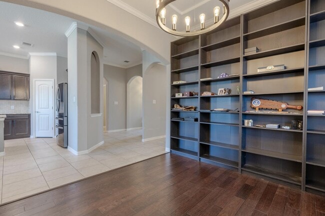 Building Photo - 8727 Hideout Bnd