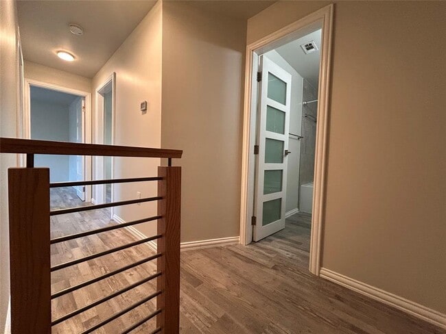 Building Photo - 8922 Trone Cir