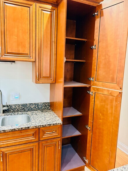 Building Photo - 3236 W Augusta Blvd