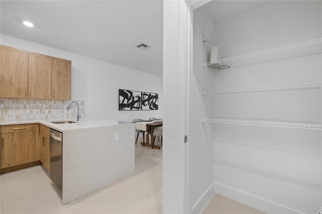 Building Photo - 131 SW 171st Terrace