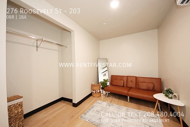 Building Photo - Furnished Studio Apartment at Gardner Plac...