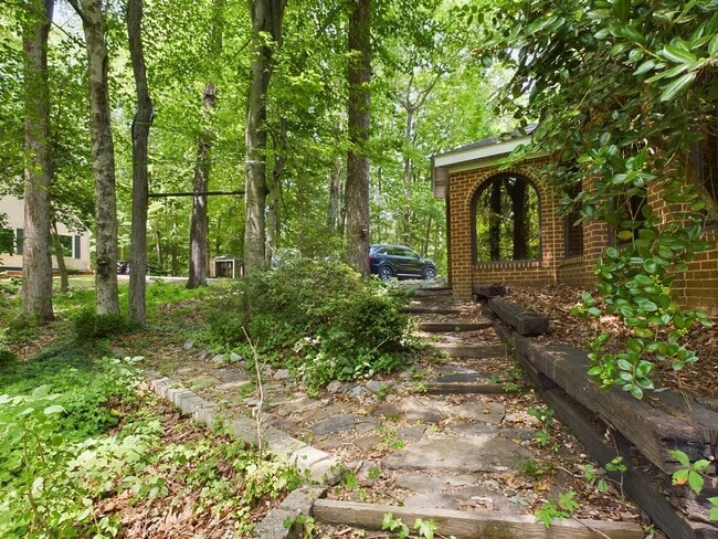 Building Photo - 5301 Bemiss Ct