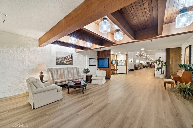 Building Photo - 24055 Paseo Del Lago