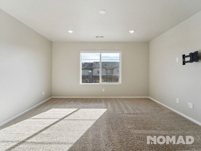 Building Photo - 6112 N Lisbon St