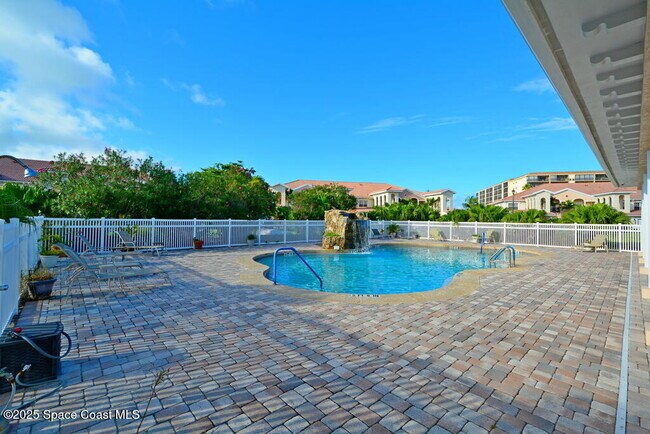 Building Photo - 123 Lancha Cir