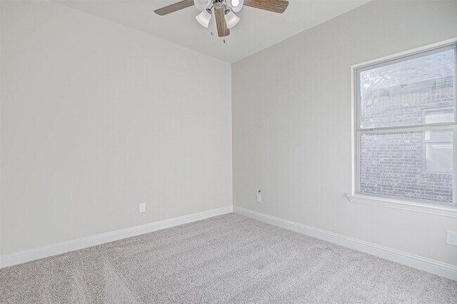 Building Photo - 7819 Cypress Dr