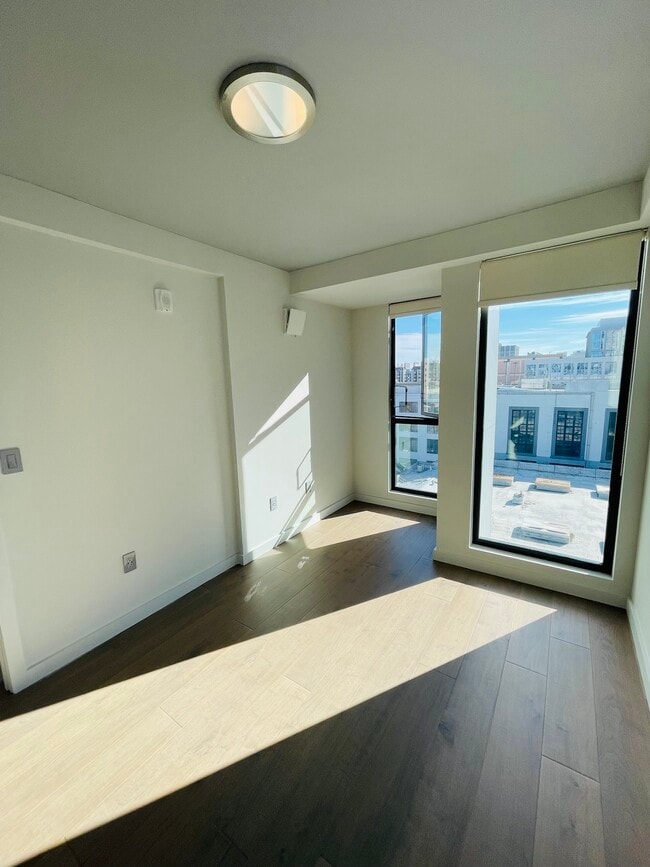 Building Photo - 1238 Sutter St