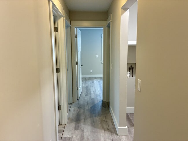 Building Photo - 8507 Maple St