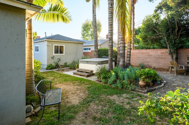 Building Photo - 16641 Gilmore St